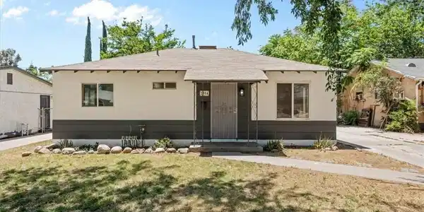 2304 Roxbury Drive