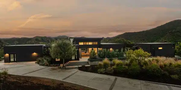 3649 Kanan Road