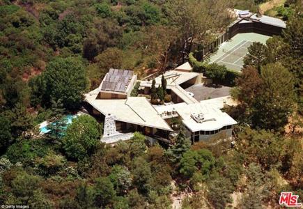 2859 Coldwater Canyon Drive