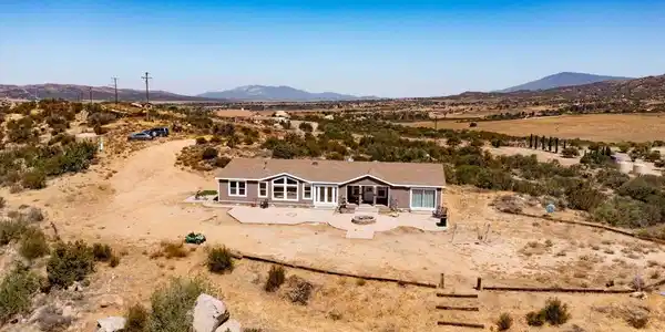 61833 High Country Trail
