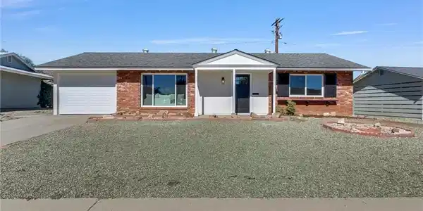 25800 Coombe Hill