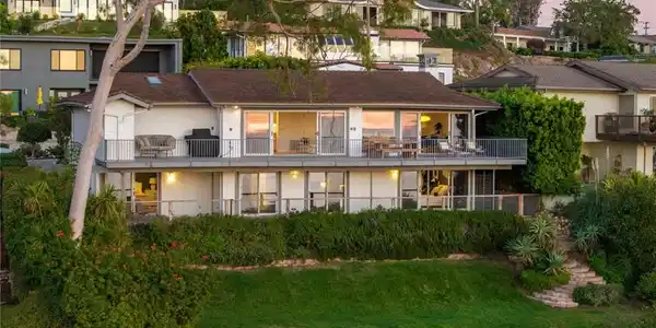 2855 Zell Drive