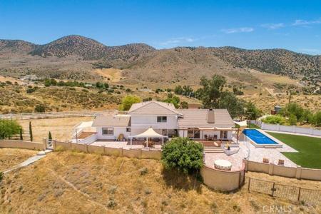 9175 Yucca Hills