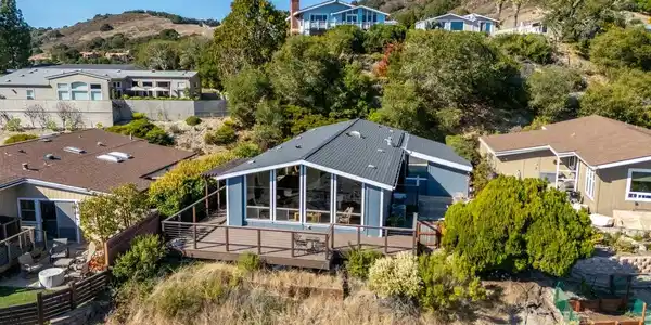202 Oak Crest Drive