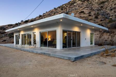6595 Pioneertown Road
