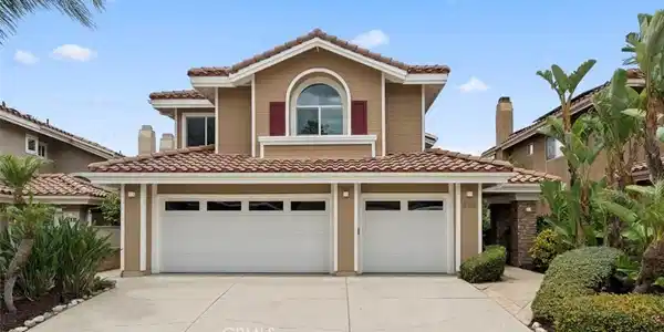 510 S Laureltree