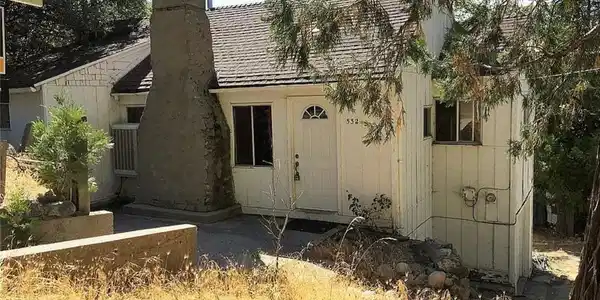 532 Sunset Lane