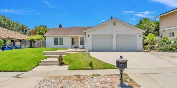 635 W Dover Dr Drive W