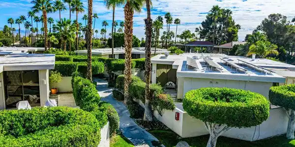 130 W Racquet Club Road