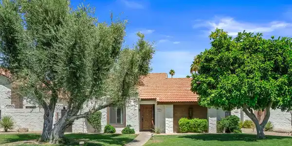 2252 Miramonte Circle