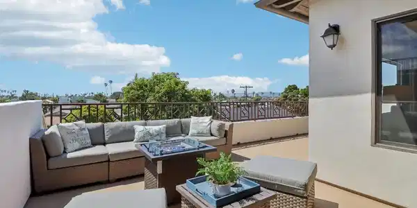 2264 Soto Street
