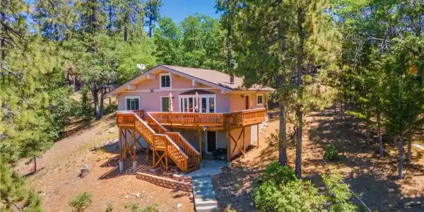 39576 Oak Glen Road