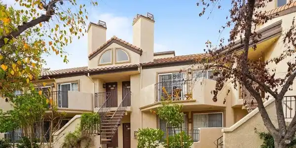 24153 Del Monte