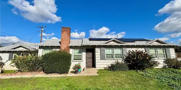 2109 W Merced