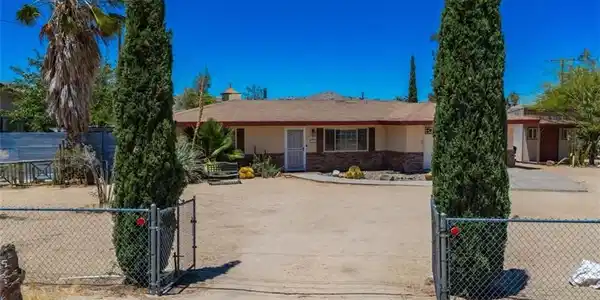 57556 Pueblo Trail
