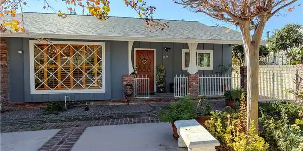 1724 Sombra Drive
