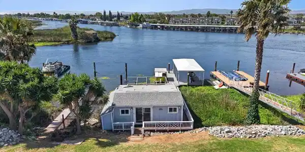 3712 Stone Rd