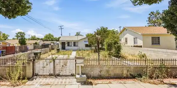 249 N 10th