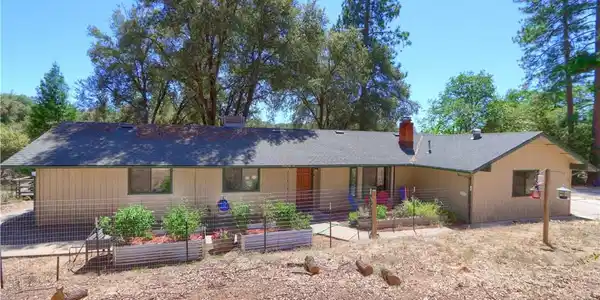 4965 Moss Creek Lane