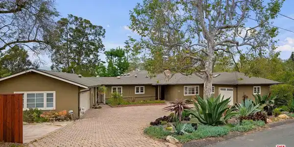 615 Concha Loma Drive