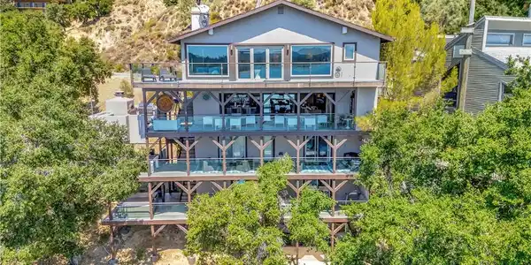 2880 Lands End Road