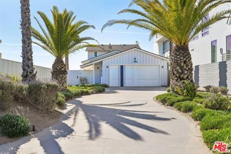 1101 Capri Way
