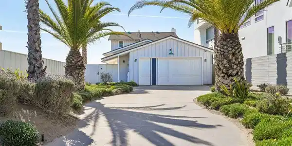 1101 Capri Way