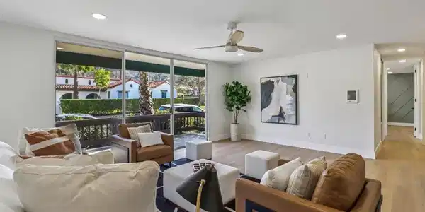 6455 La Jolla Boulevard