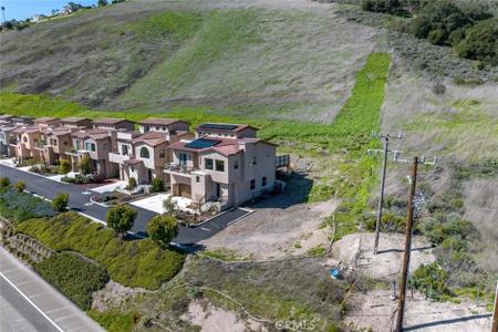 1079 Canyon Lane