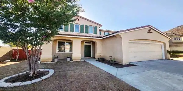 36605 Walden Ln
