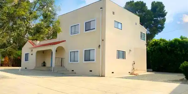 10109 La Tuna Canyon Road