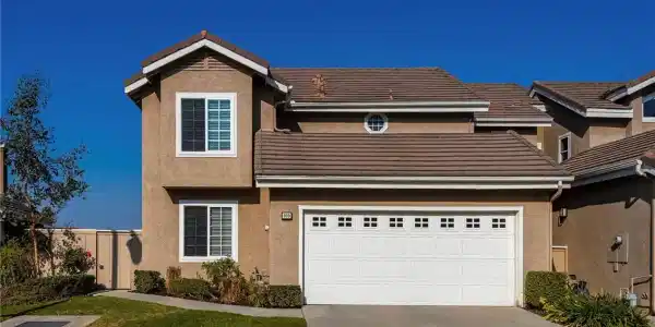 869 S Sapphire Lane
