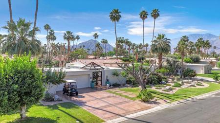48900 Avenida El Nido