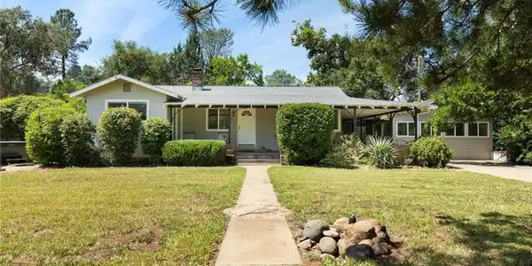 3306 Keefer