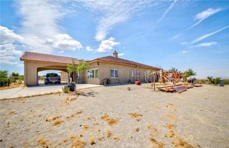 3789 Luna Road