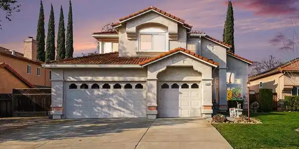 4824 Woodbridge Way