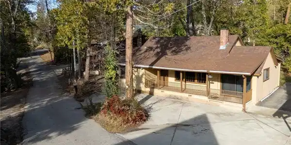 39351 Blue Jay Drive