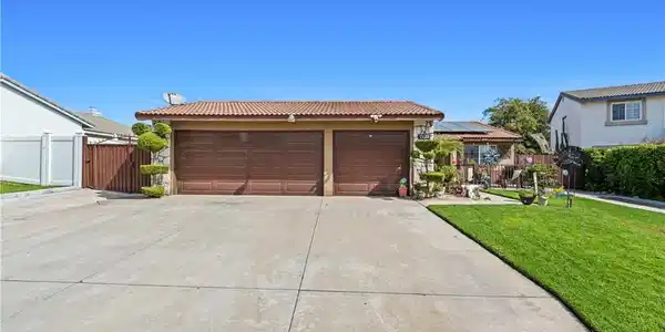 2120 W Windhaven Drive
