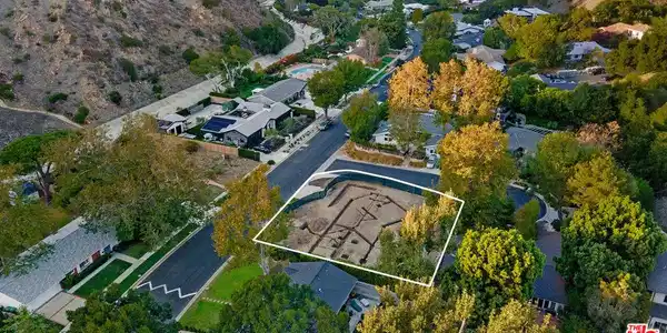 6036 Paseo Canyon Drive