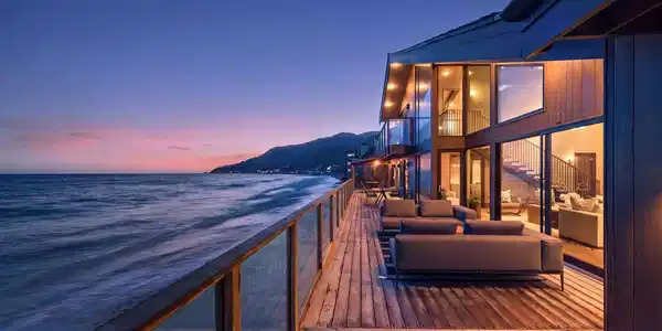 18824 Topanga Beach Drive