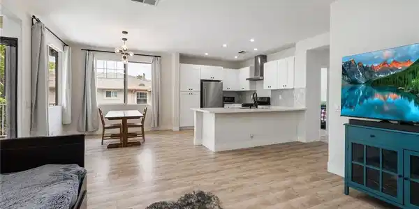 1200 Evergreen Court