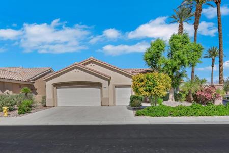 78370 Gray Hawk Drive