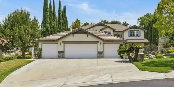 2504 Martingail Drive