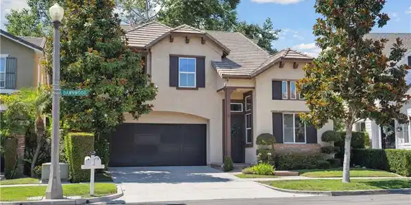 21 Dawnwood