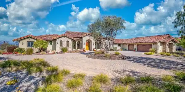 6020 Lake Vista Drive