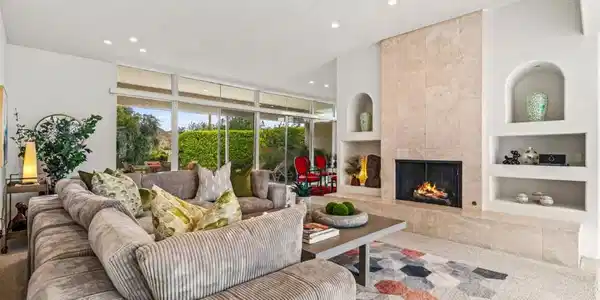 72203 El Paseo, #1702