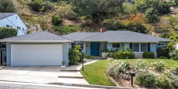 3331 Longridge Avenue