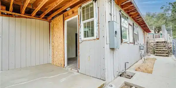 12055 Kagel Canyon
