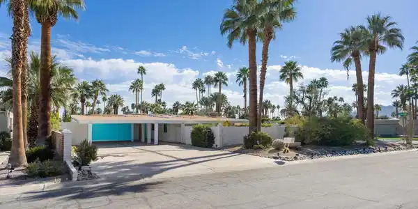 620 N Camino Real