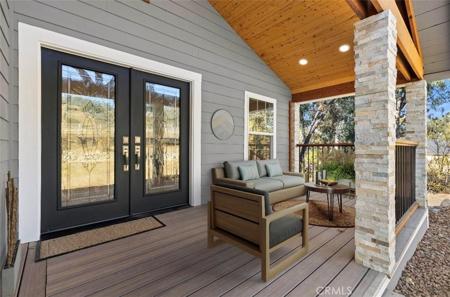 6741 Live Oak Drive